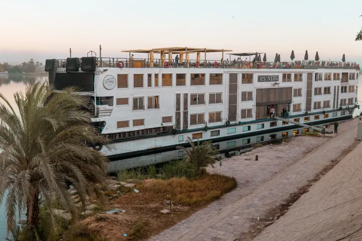 Nebu: crucero por el Nilo