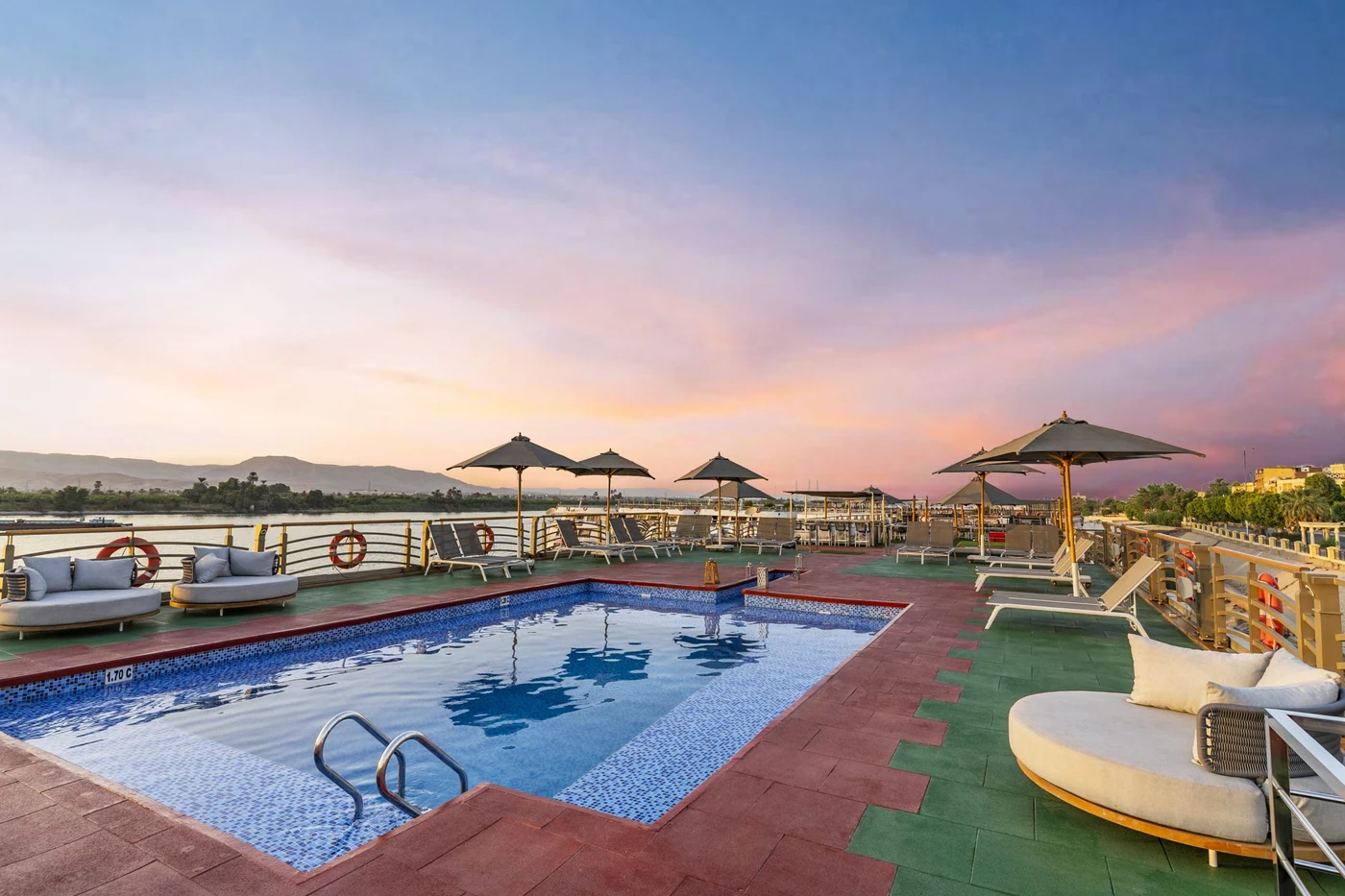Nebu Nile Cruise