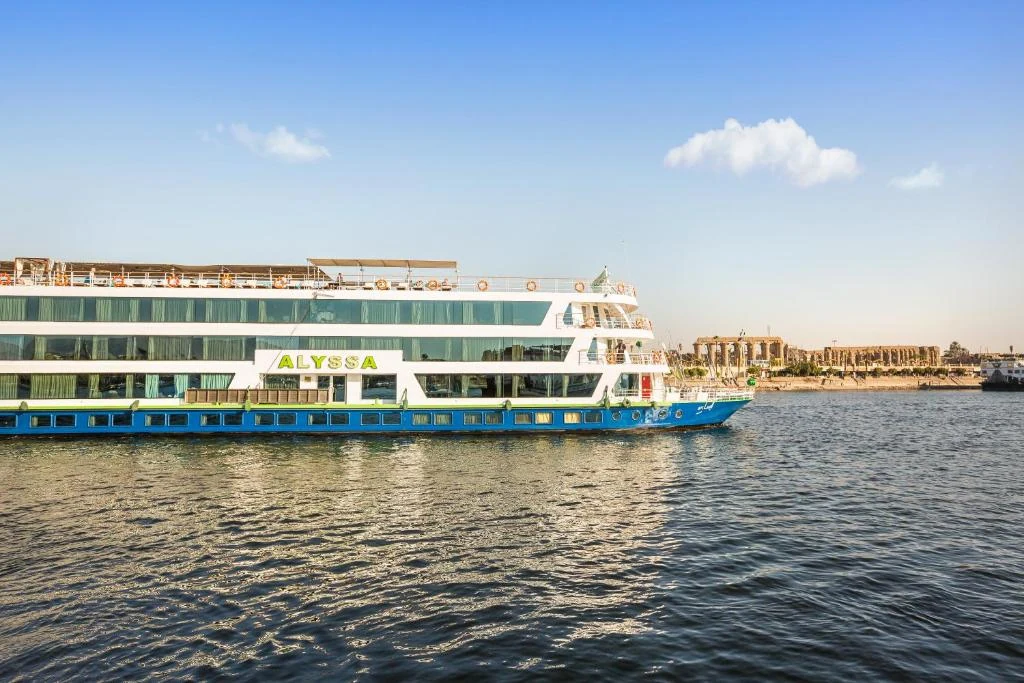 Alyssa: crucero por el Nilo
