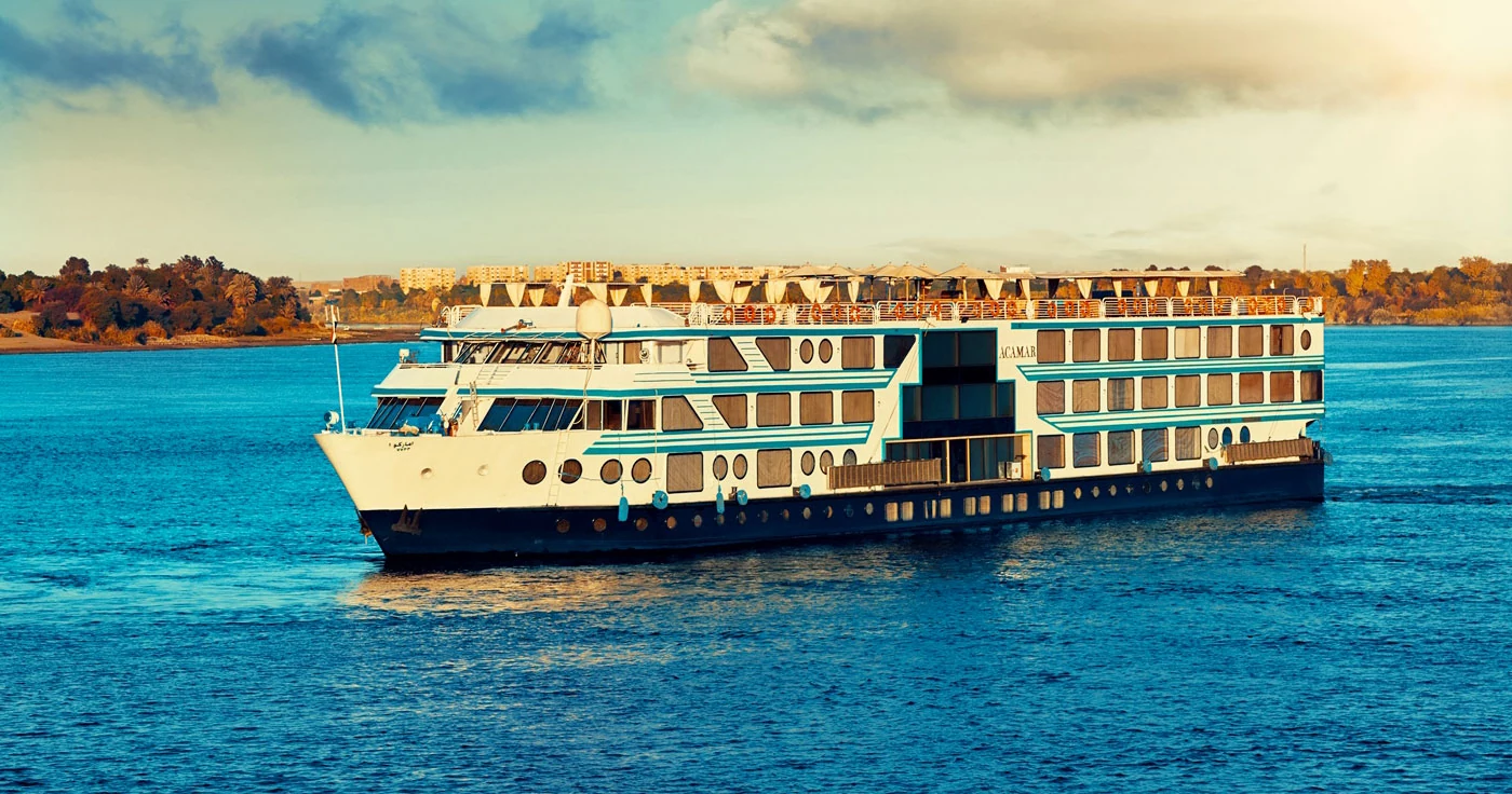 Acamar: crucero por el Nilo