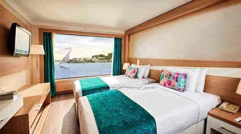 Acamar: crucero por el Nilo
