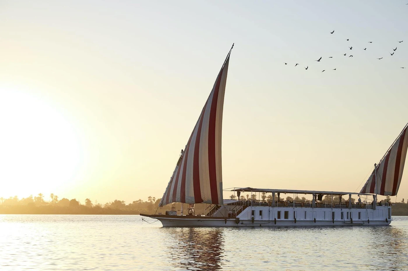 Nour El Nil: crucero dahabiya por el Nilo