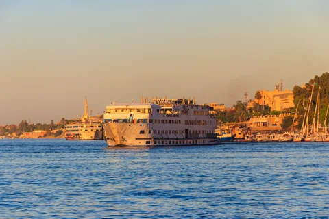 Holiday Package in Egypt: Private Tours in Luxor & Aswan