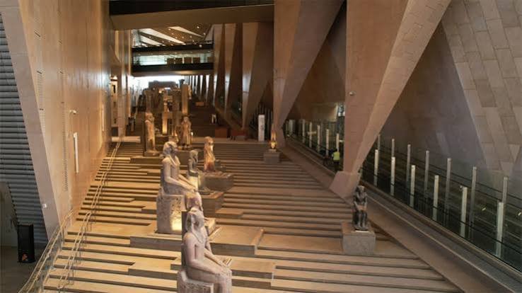 Excursión al Gran Museo Egipcio y el Cairo Antiguo