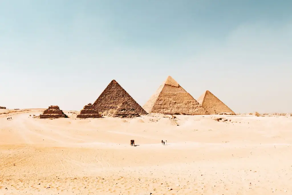 The Complete Egyptian Escape: Pyramids, Palaces & the Red Sea