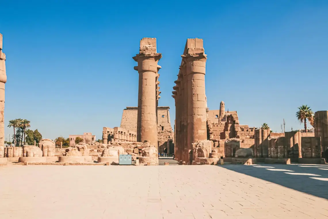 Tour de 1 Día por las Orillas Este y Oeste de Luxor