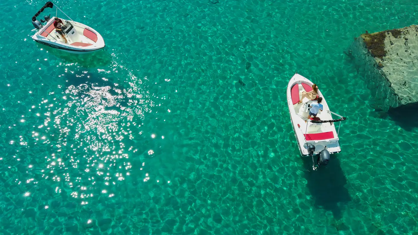 Speed Boat & Water Sports