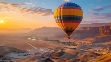 Experiencia en globo aerostático al amanecer en Luxor
