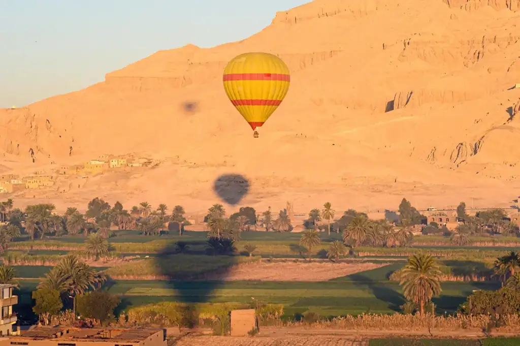 Ultimate Luxor sunrise Hot Air Balloon Experience